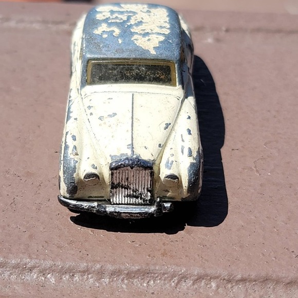 Vtg 1985 Mattel Matchbox Rolls-Royce Silver Cloud Diecast Car - Picture 3 of 7